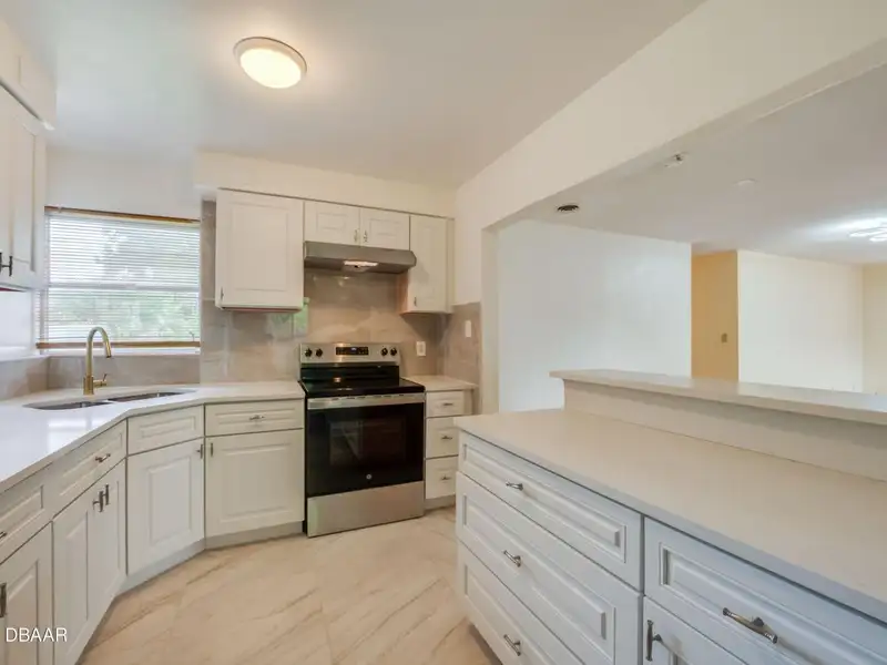Versatile Single Family Home on 1/4 Acre in Sfr-5 Zoning