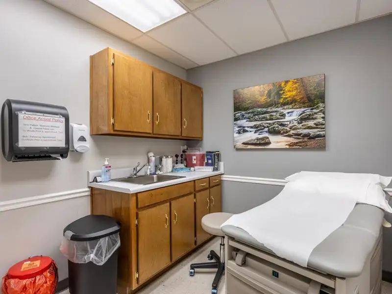 Medical Office Space for Lease in Cleveland, Tn – 12 Exam Rooms and Additional Features