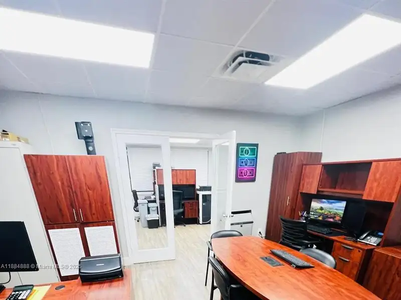 Turnkey Professional Office for Sale on Flagler St & 83rd Ave, Miami
