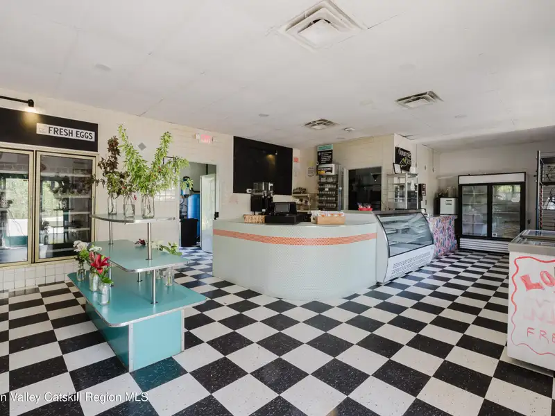 Mixed-use Commercial Property with Vintage Diner and Deli in Elizaville, Hudson Valley