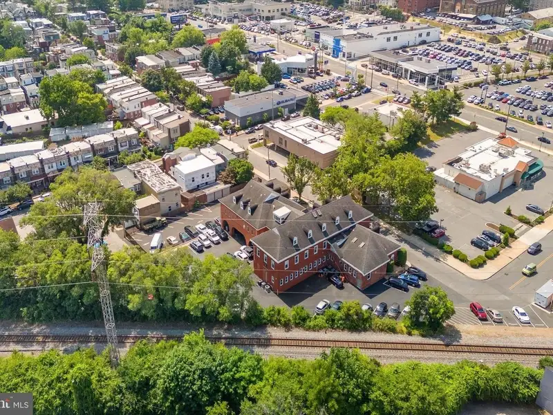 Renovated Office Condo with Loft Space in Trolley Square, 1815 W 13th St