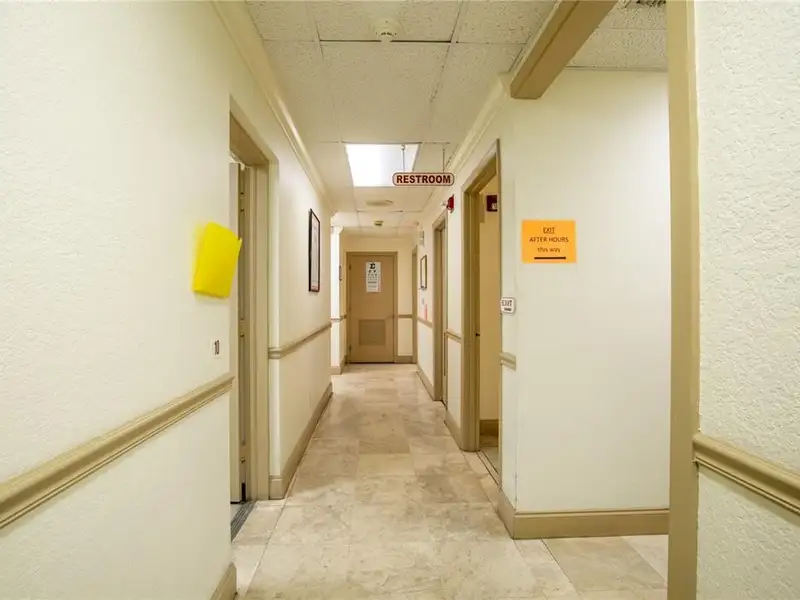 Medical Office Building for Sale in Prime Clermont Location with Ample Parking