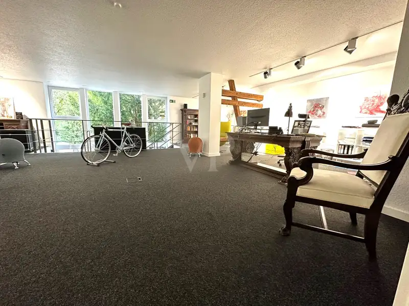 Modernized Historic Office Building Near Clinics in Lüdenscheid with Flexible Spaces and Parking