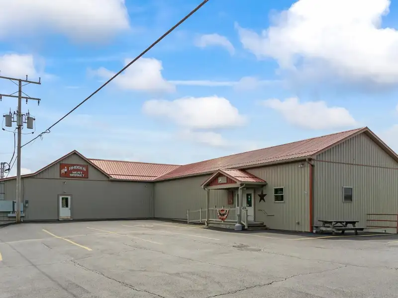 Established Meat Market and Processing Facility on 7 Acres Near Raystown Lake