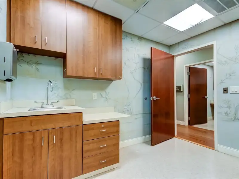 Medical Office Space for Lease at St. Lukes Lakeside Plaza, High Traffic Location
