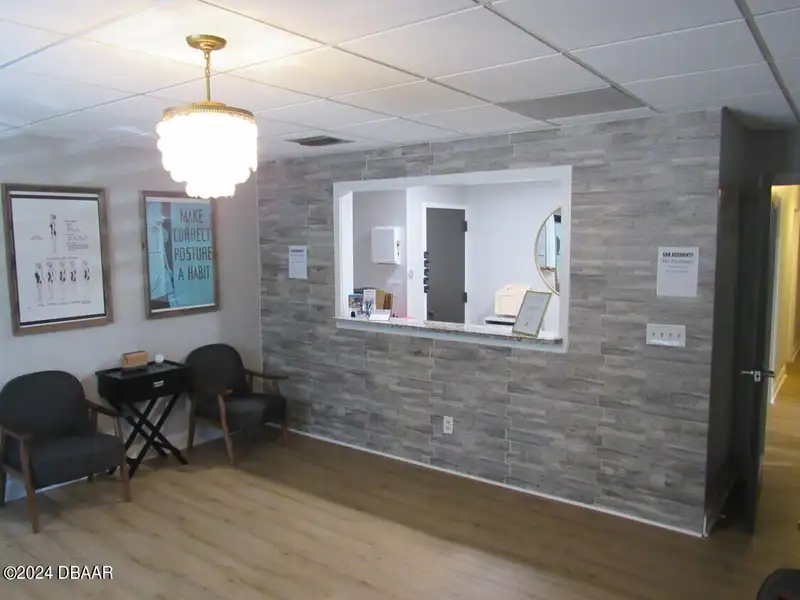 Renovated Medical Suite for Lease in Central Ormond Beach - Ideal for Med-spa or Practice