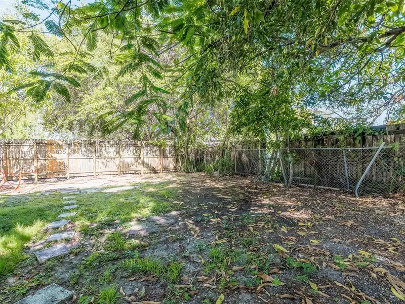 5-unit Multifamily Property in Miami's Opportunity Zone with Development Potential and Upgrades