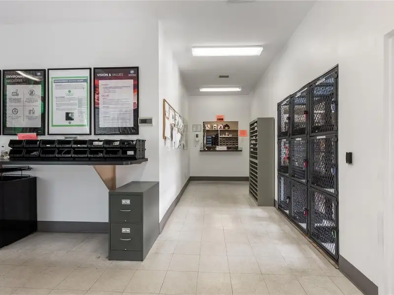 Commercial Investment Property in Gainesville, Fl with Long-term Tenant and Expansion Lot