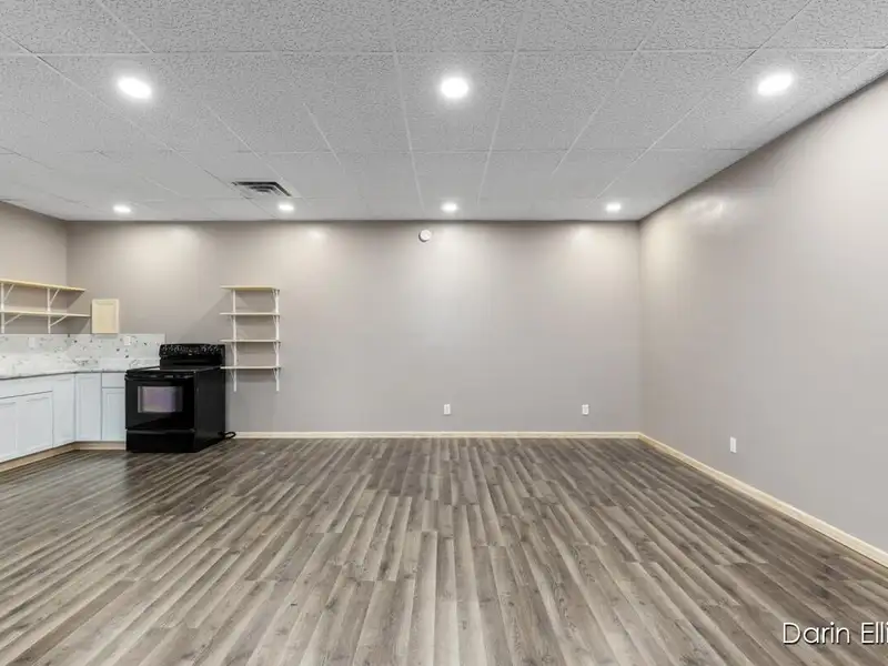 Versatile 15,000+ Sq Ft Mixed-use Building with Apartments and Office Spaces