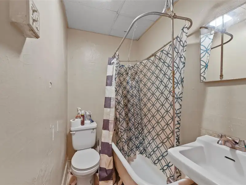 Mixed-use Property with Office, Garage, and Fully Rented Apartments in Middletown