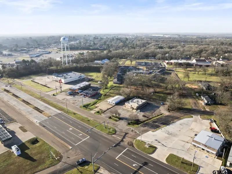 Commercial Building for Sale in Prime Location with High Visibility and Foot Traffic