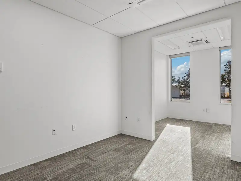 Class a Executive Office Suite for Lease at the Vault, 600 Sf with Amenities