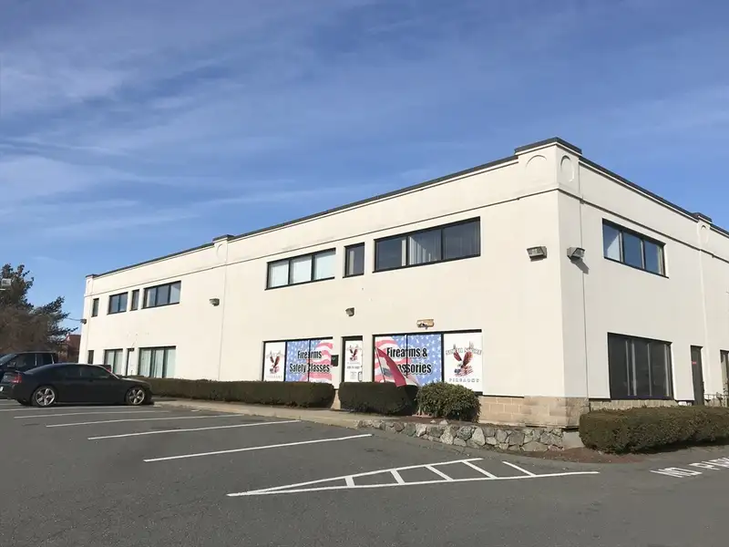 Retail/production Space for Lease in High-traffic Plaza, Middleton, Ma