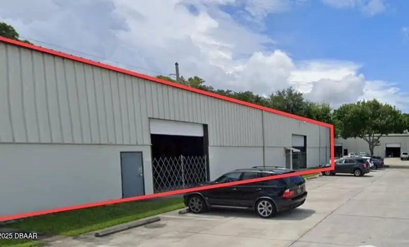 9,375 Sf Warehouse with Office, A/c Restrooms, and 18ft Clear Height