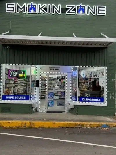 Prime 1512 Sq Ft Commercial Building in High-traffic Town Center with Income Potential