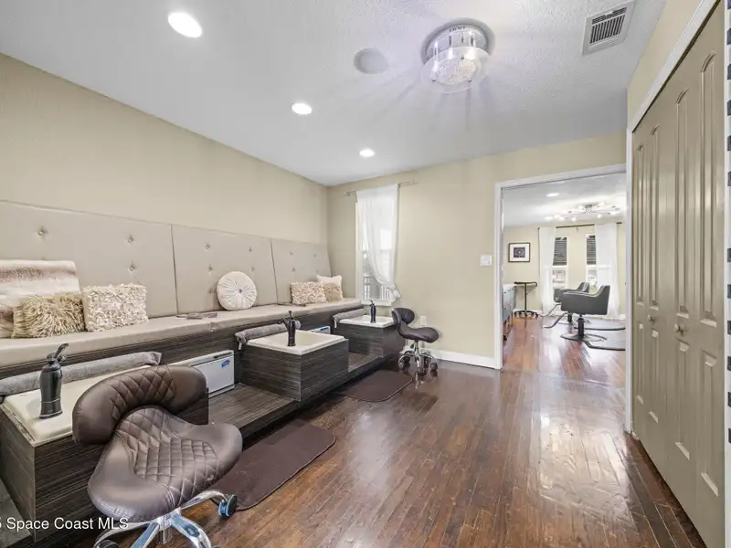 Commercial Property in Merritt Island's Historic Merritt Park Place with Renovated Buildings