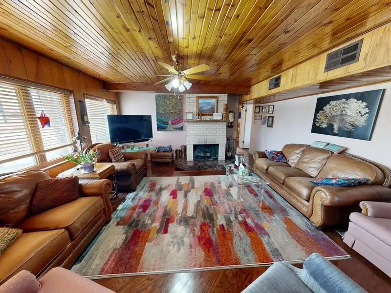 Turnkey Custom Plastics Manufacturing Business with Attached Home on 1.67 Acres