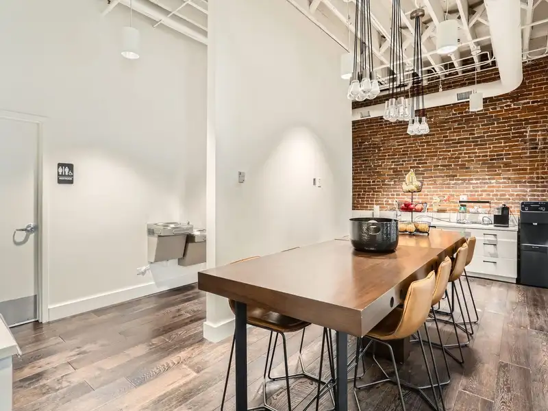 Versatile Office/retail Space for Lease in Iconic Kessler Erlich Building, Lodo