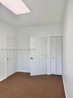 Office Space for Lease in Kendall – All Utilities Included, Prime Location with Parking