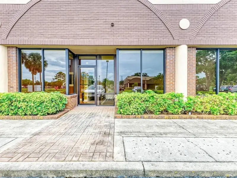 Professional Office Condo in Centrally Located Largo, 1830 Sq.ft with 7 Private Offices