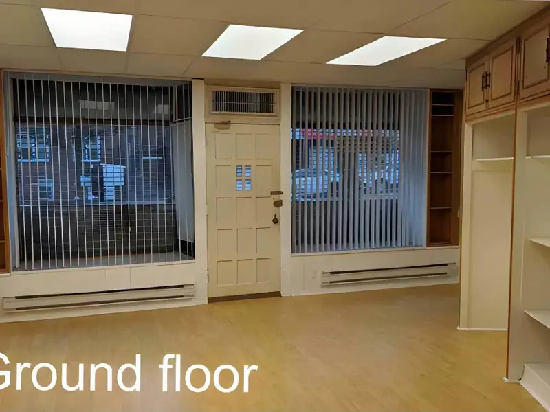 Fully Leased Commercial Building in Riverdale with 8.23% Cap Rate and $74k Income