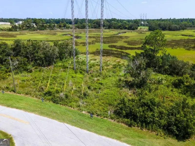 9,000 Sqft Industrial Building on 1.03 Acres in St. Marys, Ga
