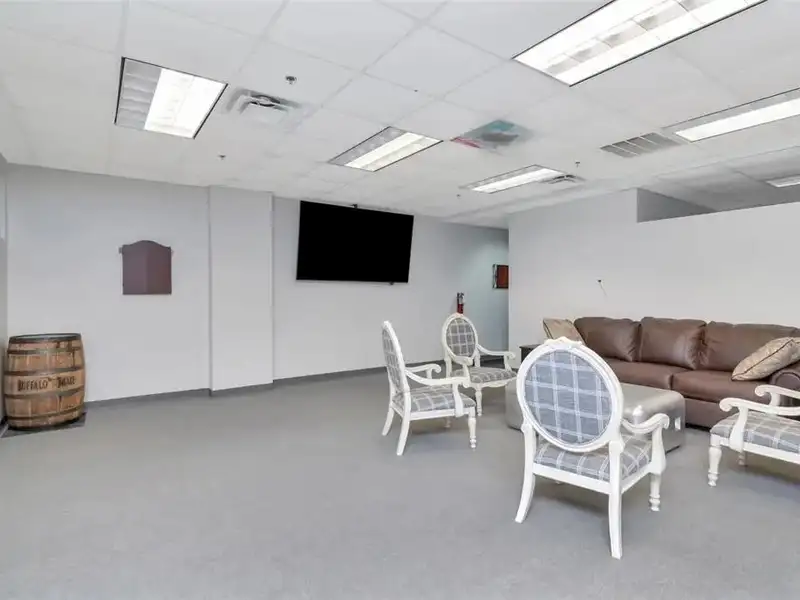 Office Condo in Downtown Tampa's Channel District with Parking and Retail Amenities