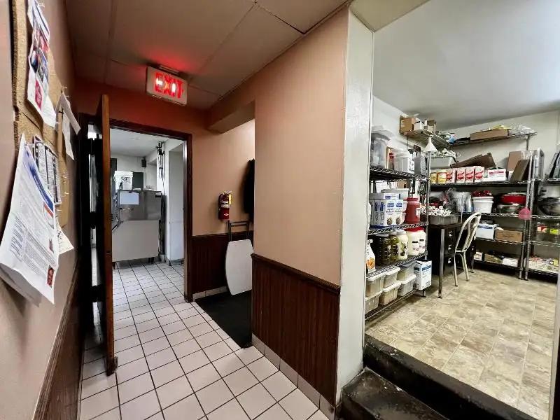 Established Supper Club with Apartment in Berlin - 50 Years of Community Legacy