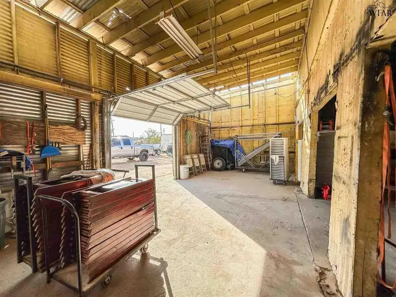 Versatile Commercial Property with Retail Space and Warehouse Near Major Highways