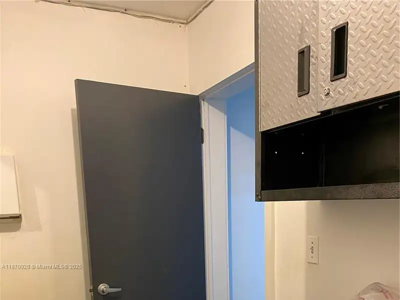 Prime Commercial Space in Wynwood, Steps from Wynwood Walls and High Pedestrian Traffic
