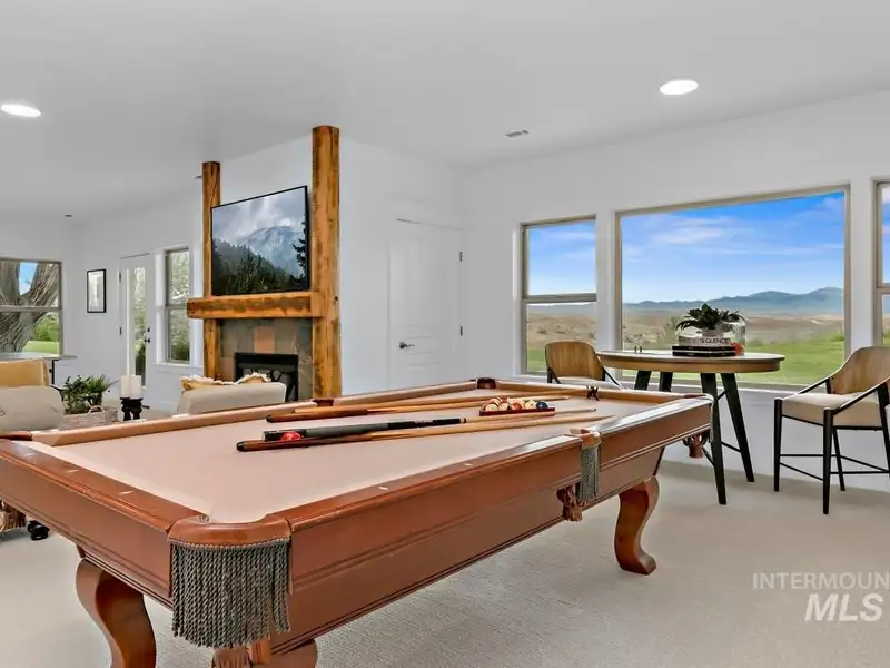 Hilltop Winery and Event Center with Custom Home and 360-degree Views in Eagle, Idaho