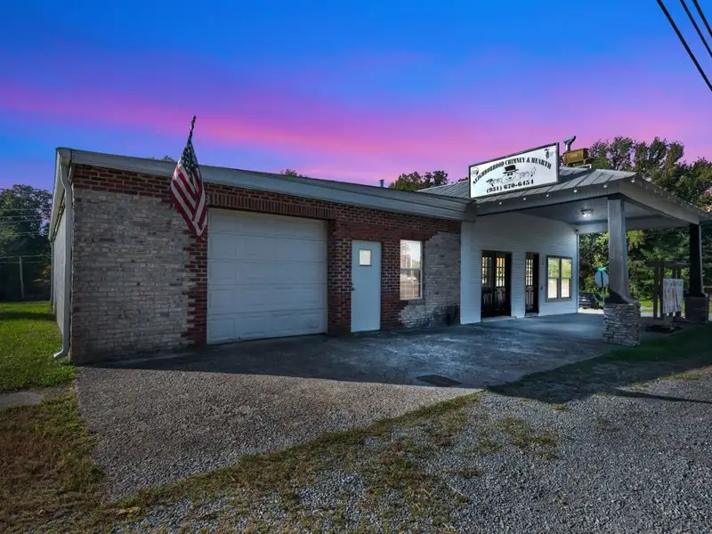Versatile Commercial Storefront in Growing Lyles, Tn with Ample Parking Options