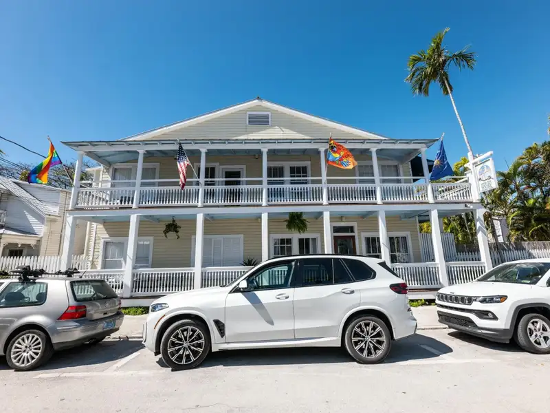 Boutique Guesthouse in Historic Old Town Key West with 15 Deluxe Rooms