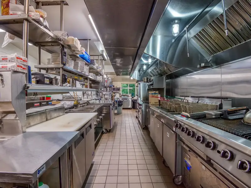 Newly Renovated Pizza and Italian Restaurant on Busy Highway with River Views