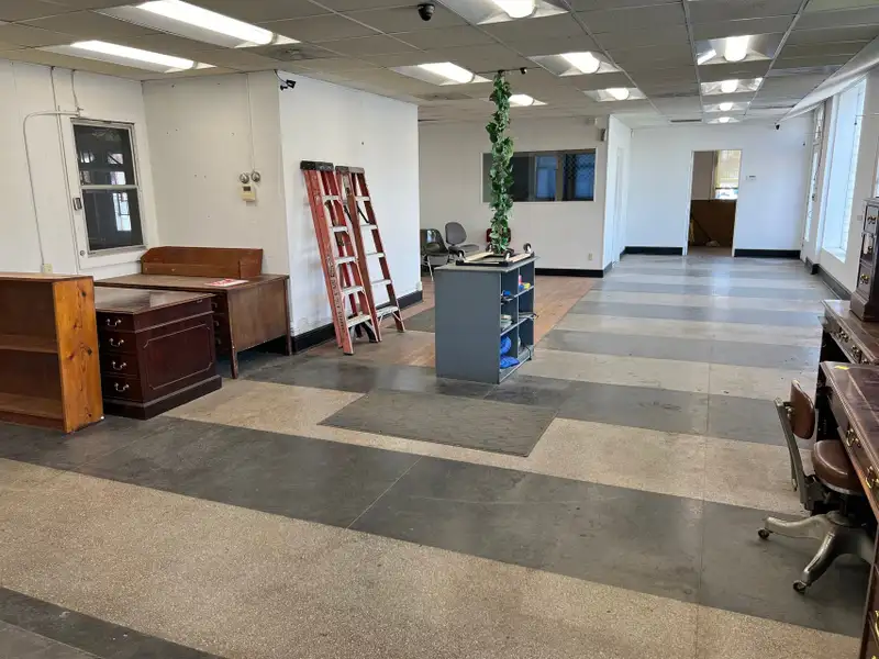 Historic Commercial Property with Showroom and Workshop in Marion, Nc