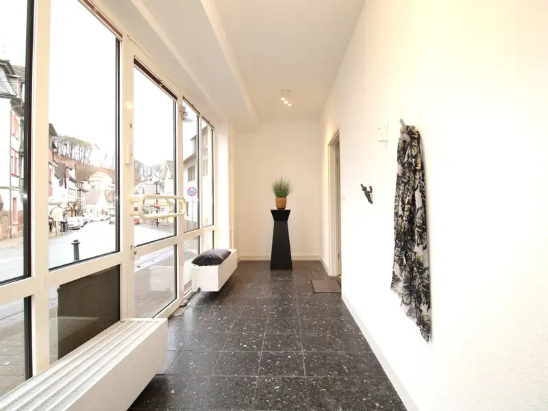 Commercial Office/practice Space in Central Lindenfels with Unique Layout and Castle Views