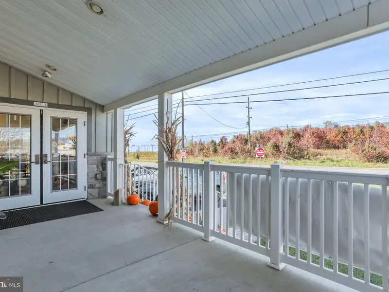 Unique Barn and Farmhouse with Commercial Potential Near Hagerstown, Md