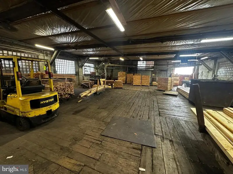 Historic Commercial Building on 2.4 Acres Near C&o Canal, Ideal for Restaurant or Brewery