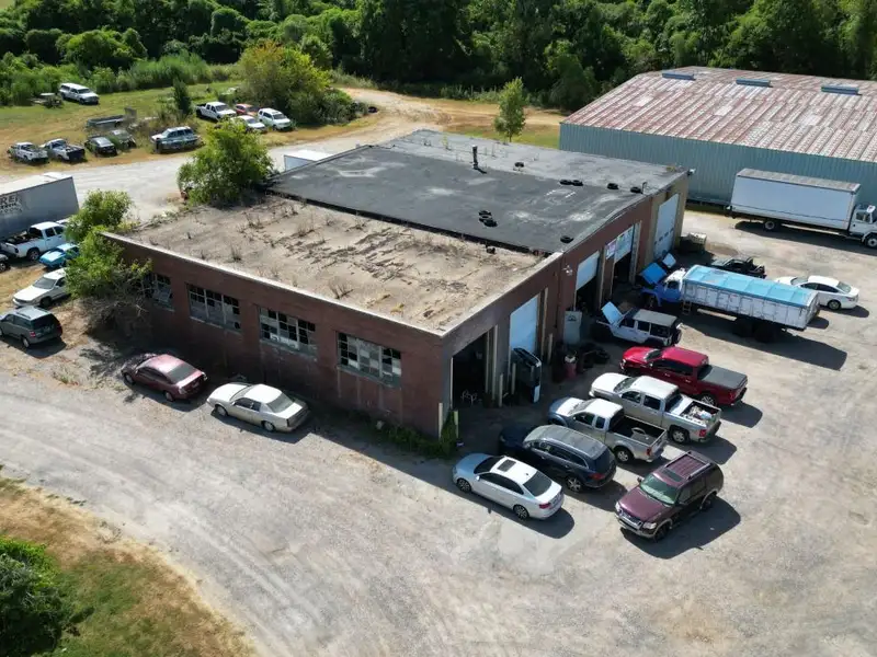 Expansive Industrial Property in Prime Location - over 30,000 Square Feet