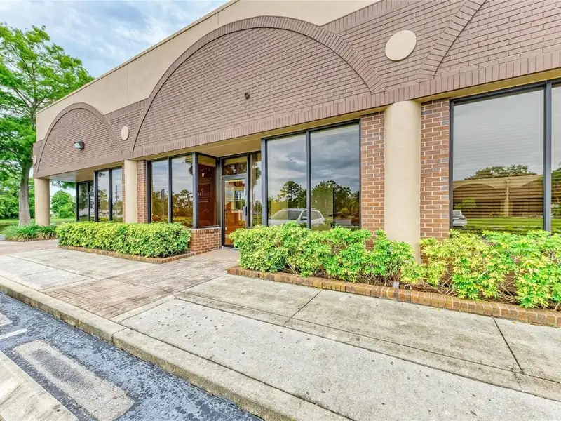 Professional Office Condo in Centrally Located Largo, 1830 Sq.ft with 7 Private Offices