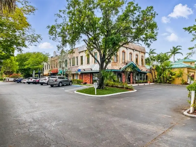 Versatile B-hc Zoned Commercial Property with Office and Retail Space