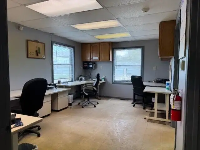 Industrial Business Suites for Lease in La Porte, in - Flexible Sizes Available