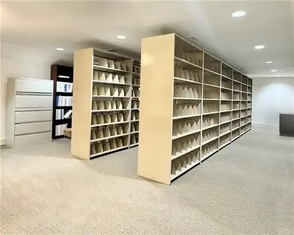 Class a Office Building for Sale or Lease in Prime Highway Commercial Location