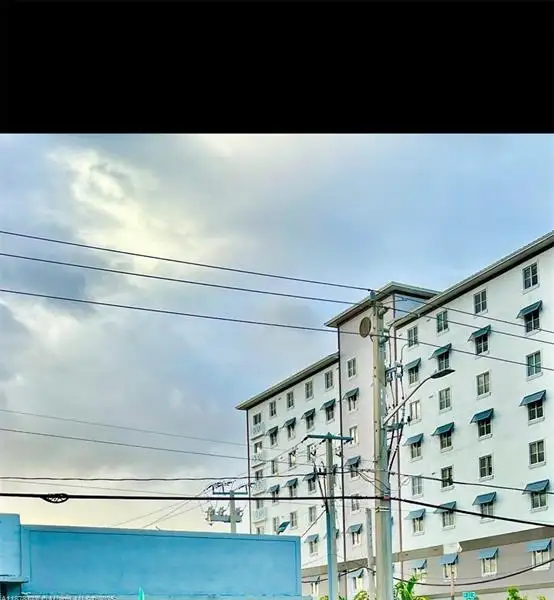 Versatile Commercial Space Available for Various Business Opportunities