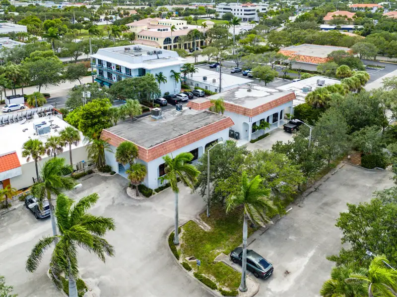 Mixed-use Office Building Investment Opportunity in Jupiter, Fl