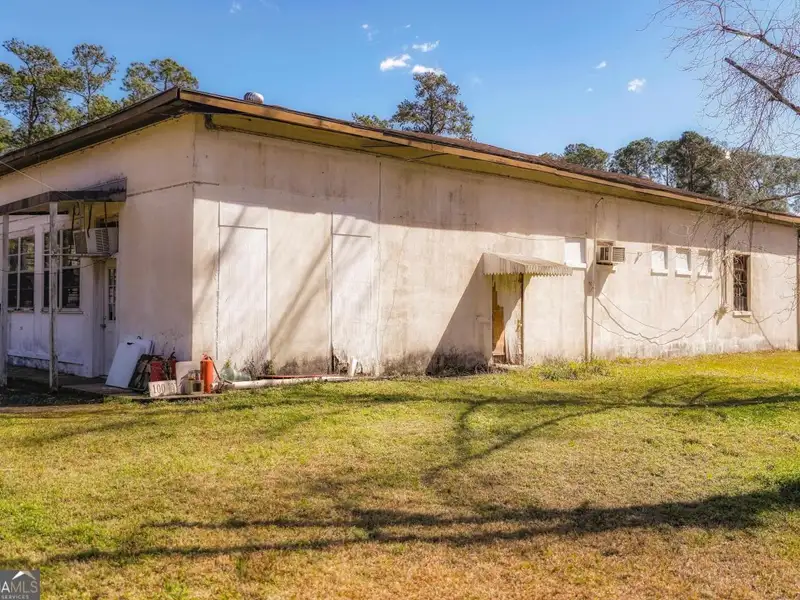 4-acre Commercial Property with Historic Fire Museum on Us Hwy 17, Woodbine