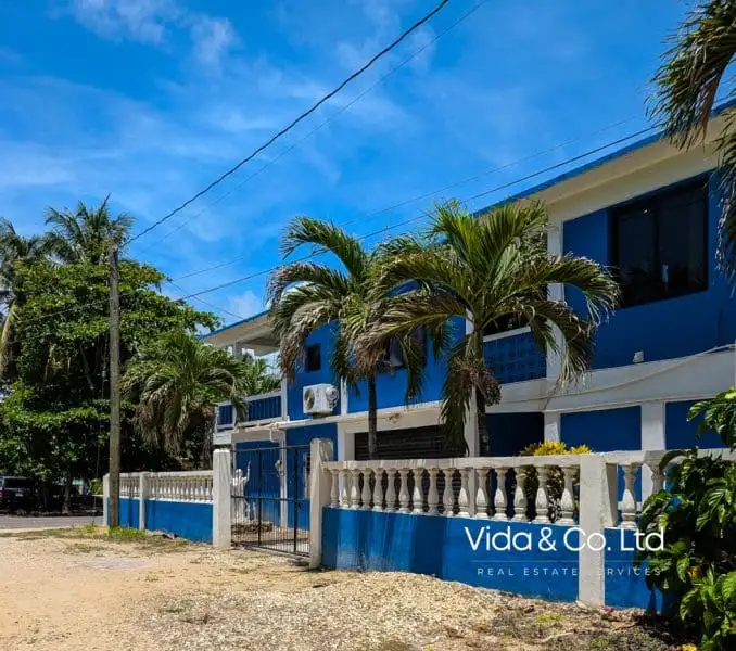 Tropical Multi-unit Home with Caribbean Sea Views in Hopkins Village, Belize