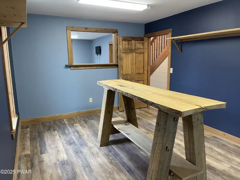 Flexible Commercial Space for Lease in High-traffic Location Near Tafton Post Office