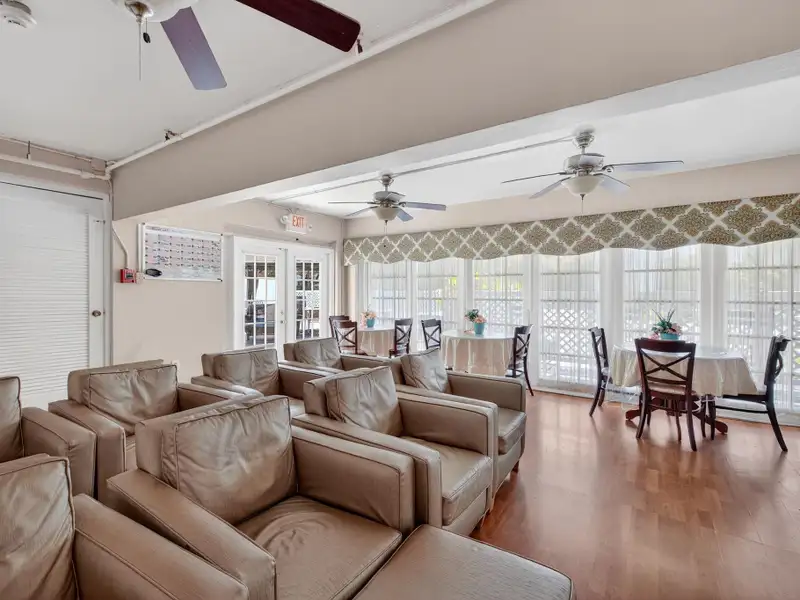 Established Adult Living Facility in Victoria Park, Ft Lauderdale with 16 Beds and Garden Setting