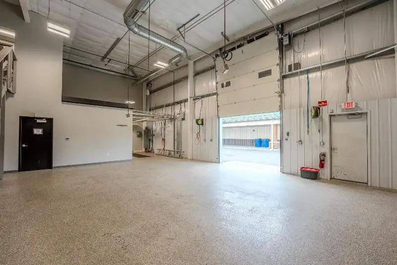 Prime Retail and Warehouse Buildings for Sale on Main St with High Traffic Counts